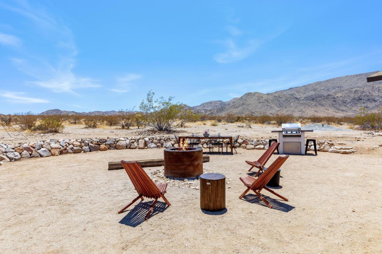 1 Minute To Joshua Tree National Park, Hot Tub, Stars, Private - The Wkndr Villa ทเวนตีไนน์พาล์มส์ ภายนอก รูปภาพ