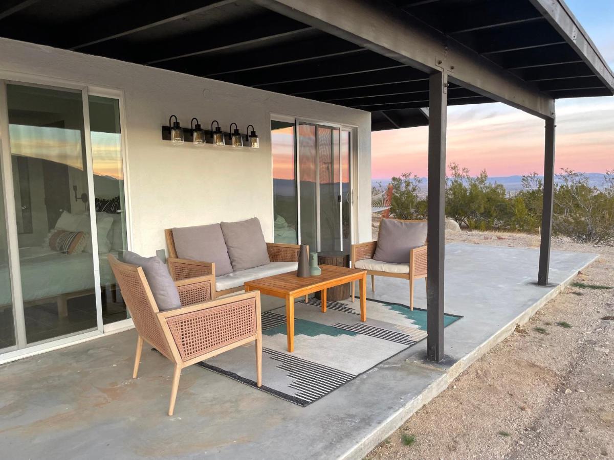 1 Minute To Joshua Tree National Park, Hot Tub, Stars, Private - The Wkndr Villa ทเวนตีไนน์พาล์มส์ ภายนอก รูปภาพ